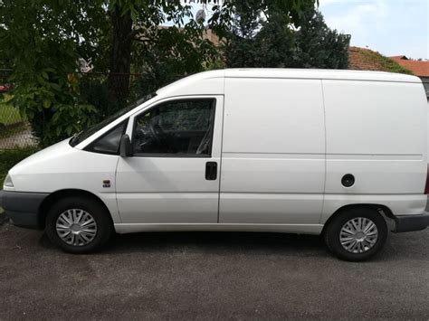 Fiat Scudo 1996 motortér hűtőradiátor