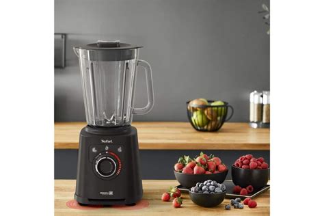 Tefal Equinox üveg turmixgép konyhapulton