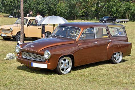 Keletnémet Wartburg kombi