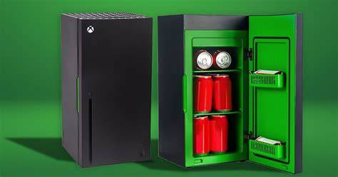 Xbox Series X és Xbox Mini Fridge