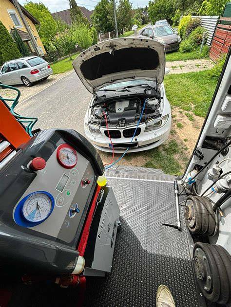 Autóklíma feltöltése mobil szervizzel