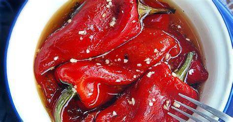 sült paprika fokhagymás salátalével