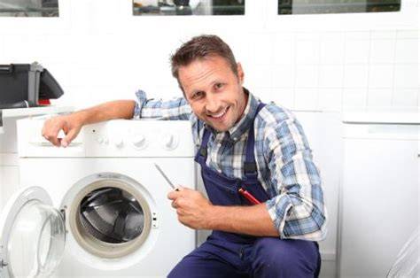 Beko mosógép szerelő javítás közben