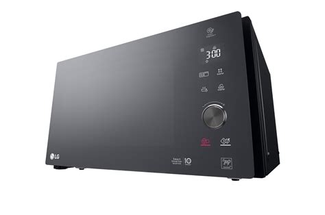 LG grillfunkciós mikrohullámú sütő konyhában