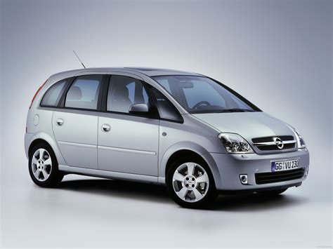 Opel Meriva A légkondicionáló-kondenzátor